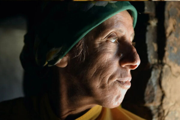 1-Honeyland 1-Honeyland