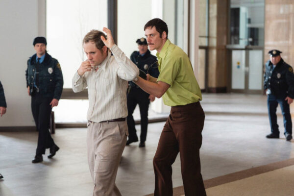 4-La Corde au cou 4-La Corde au cou